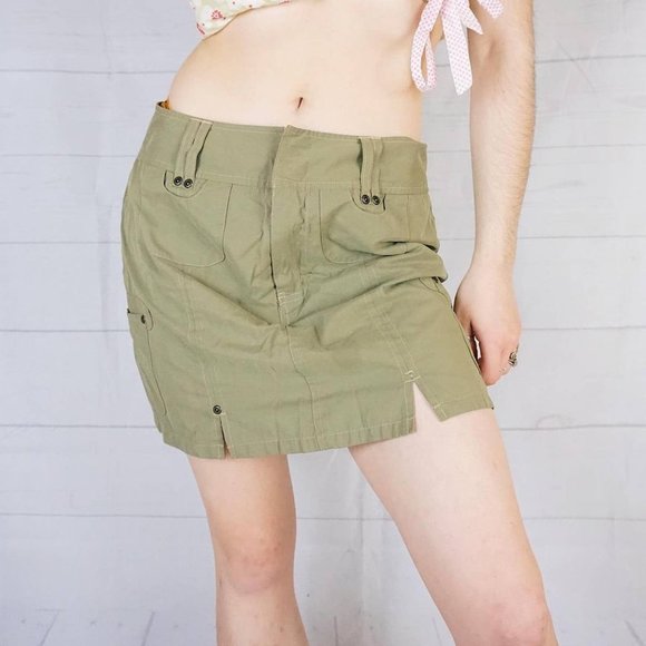 🍓Y2K KHAKI GREEN CARGO TECH SKORT🍓 - Picture 3 of 4